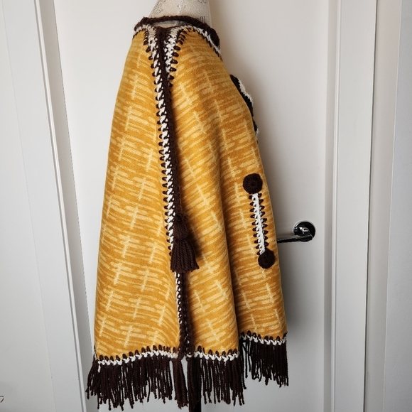 70s funky wool poncho - Picture 3 of 11